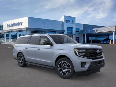 New 2025 Ford Expedition Max Active image 7