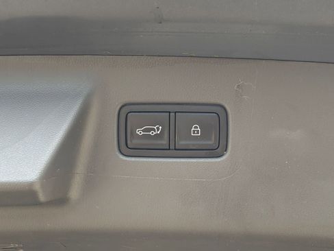 Used 2025 Hyundai Santa Fe SEL image 24