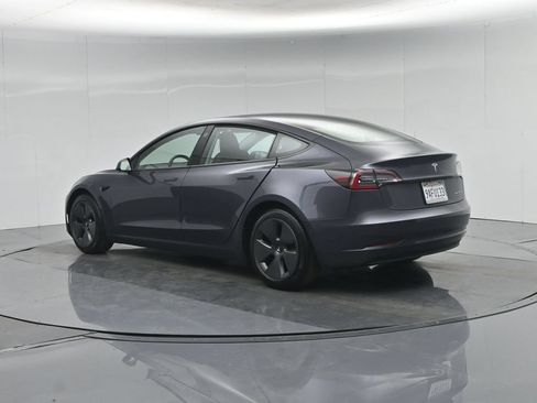 Used 2022 Tesla Model 3 Long Range AWD/4WD image 22