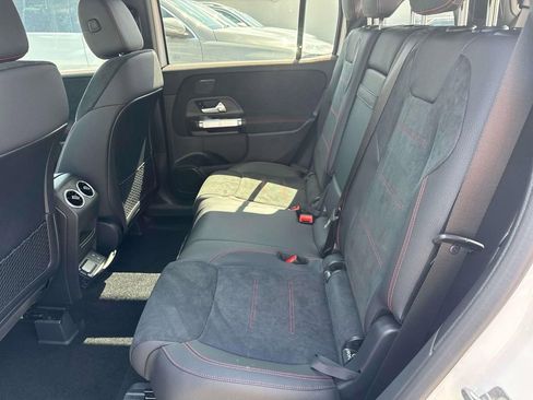 New 2026 Mercedes-Benz GLB 250 image 6