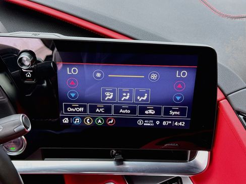 Used 2023 Chevrolet Corvette Stingray Preferred Cpe w/ Z51 Performance Package RWD image 12