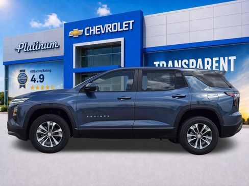 New 2026 Chevrolet Equinox LT w/ Safety and Technology Package FWD image 3