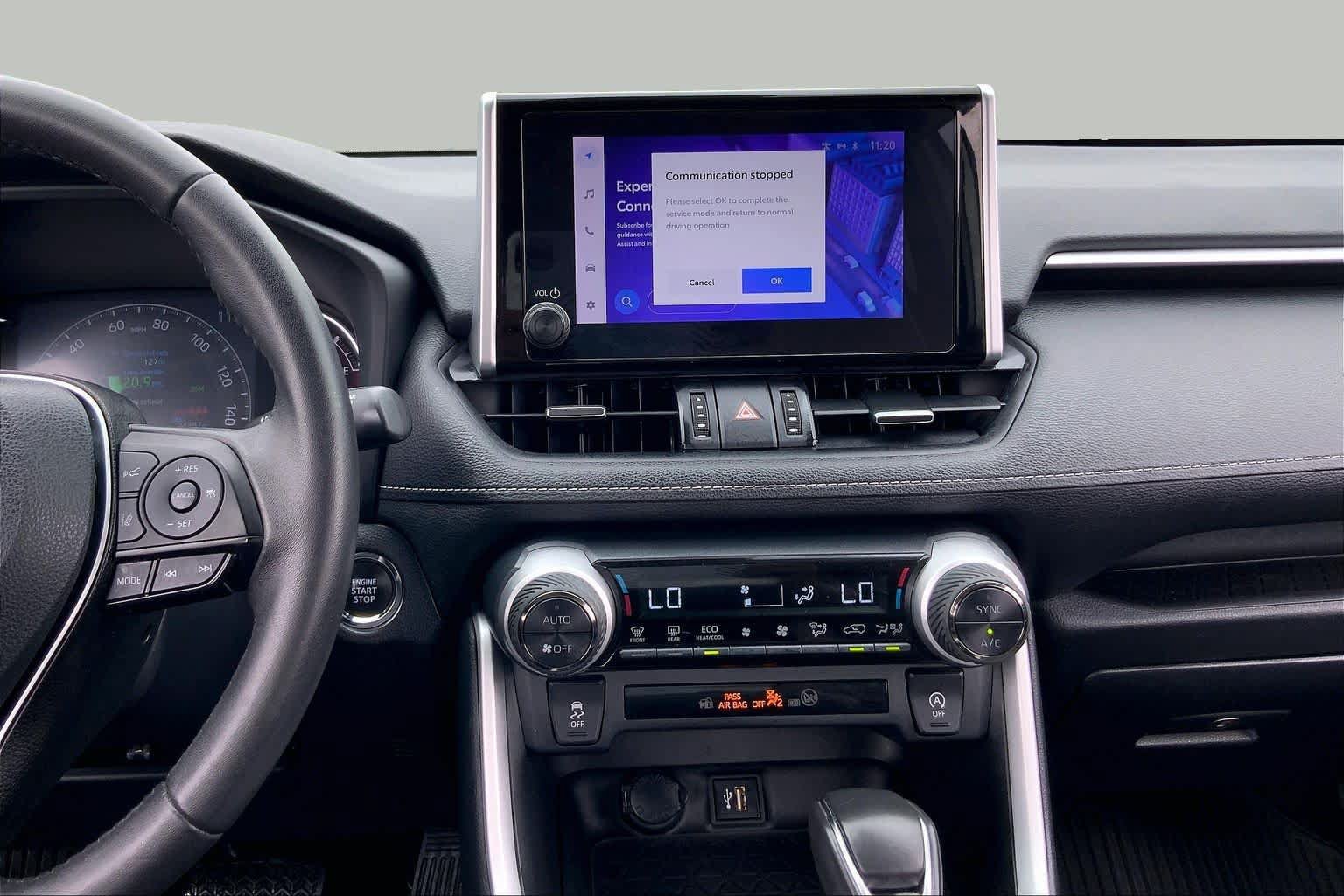 Used 2023 Toyota RAV4 XLE Premium AWD/4WD image 7