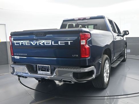 Used 2022 Chevrolet Silverado 1500 LTZ w/ Technology Package AWD/4WD image 5
