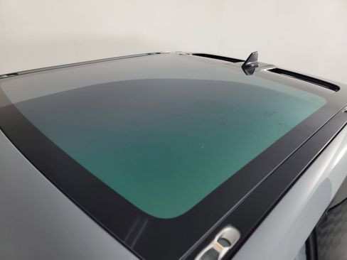 Used 2025 Rivian R1T Adventure AWD/4WD image 13