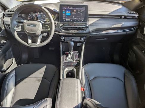 New 2026 Jeep Compass Limited image 19