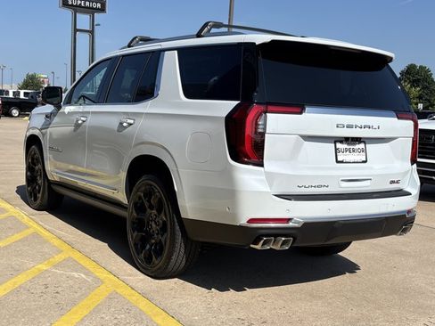 New 2026 GMC Yukon Denali w/ Denali Reserve Package AWD/4WD image 8