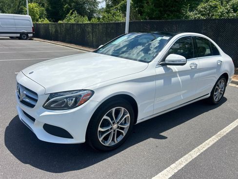 Used 2015 Mercedes-Benz C 300 4MATIC Sedan image 1