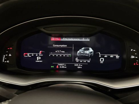 Used 2021 Audi Q8 Prestige AWD/4WD image 35