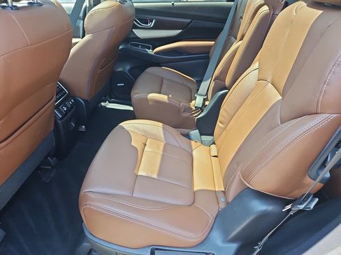 Used 2019 Subaru Ascent Touring AWD/4WD image 35