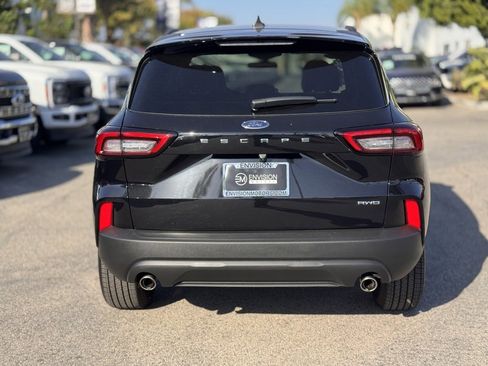 Used 2025 Ford Escape ST-Line Select image 10