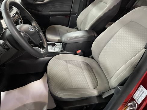 Used 2022 Ford Escape SE w/ Convenience Package image 8