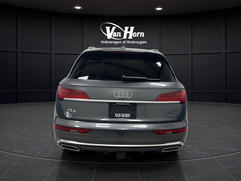 Used 2024 Audi Q5 e Premium Plus w/ Premium Plus Package AWD/4WD image 6