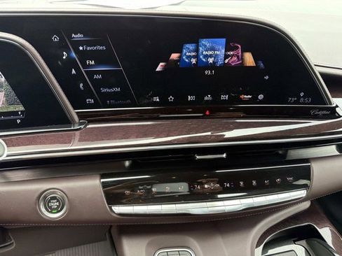 Used 2021 Cadillac Escalade Sport Platinum AWD/4WD image 32