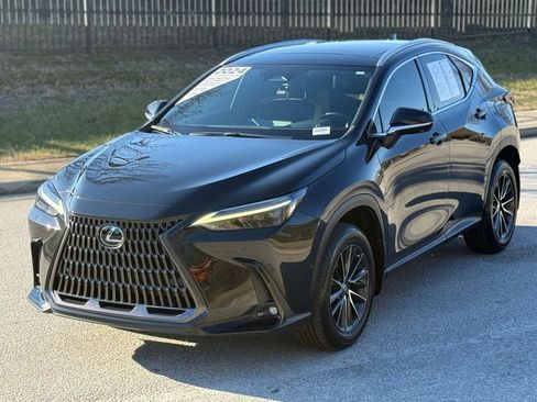Used 2024 Lexus NX 350h AWD w/ Vision Package image 8
