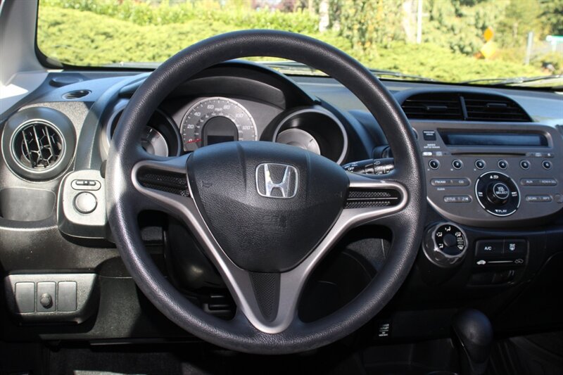 Used 2010 Honda Fit image 16