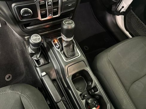 Used 2023 Jeep Wrangler Unlimited w/ 8.4" Radio Group image 20