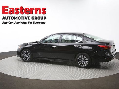 Used 2025 Nissan Altima 2.5 SV image 61