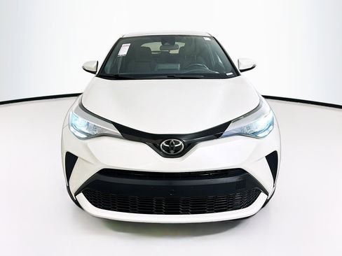 Used 2021 Toyota C-HR XLE image 8
