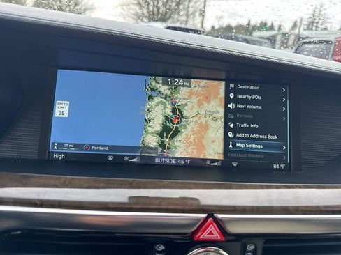 Used 2017 Genesis G90 3.3T Premium image 25