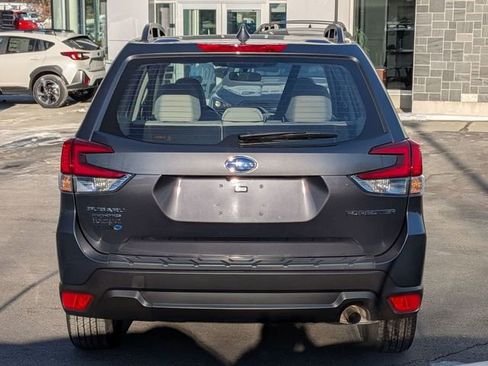 Used 2022 Subaru Forester image 4