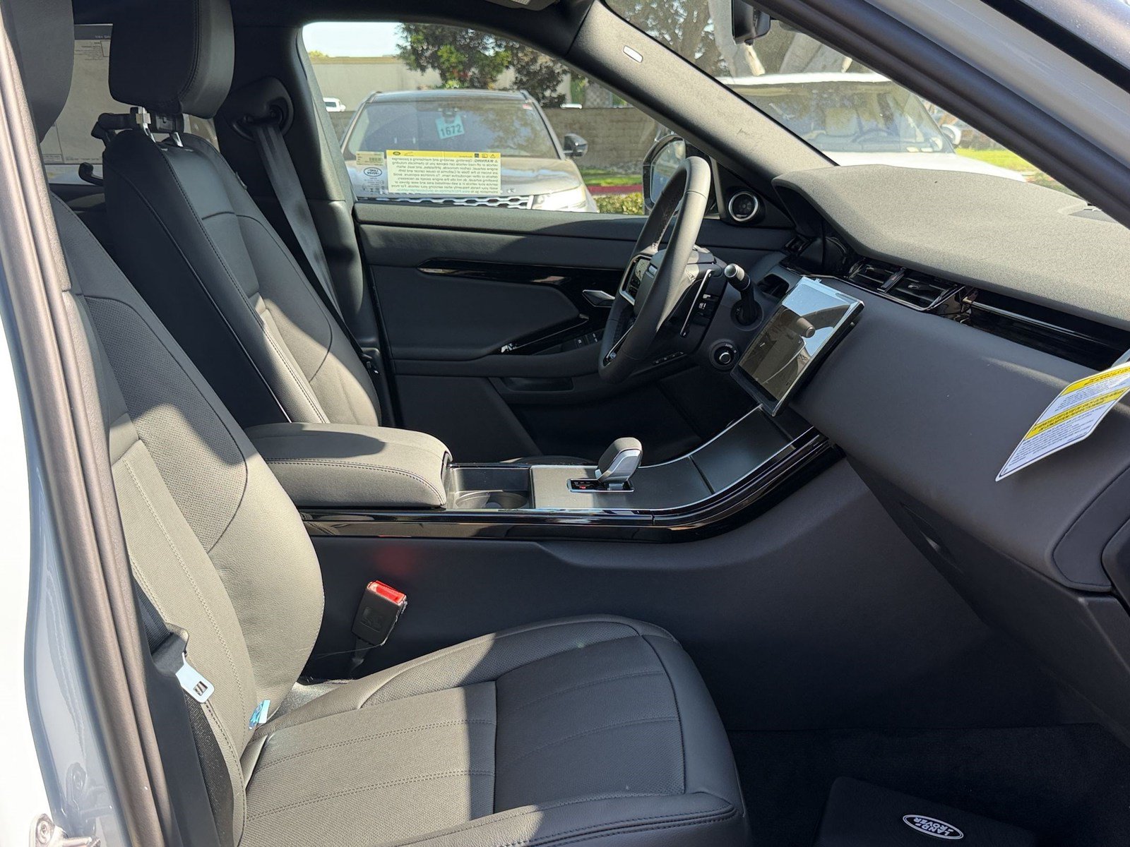 New 2026 Land Rover Range Rover Evoque S AWD/4WD image 25