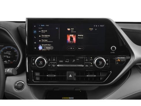 New 2026 Toyota Highlander Limited image 13