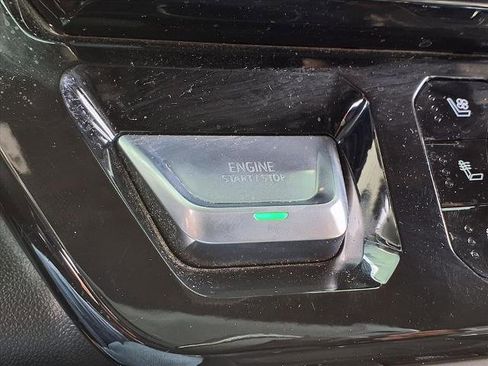 Used 2025 GMC Sierra 2500 AT4X image 10