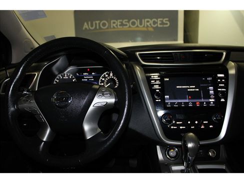 Used 2018 Nissan Murano Platinum w/ Cargo Package image 29
