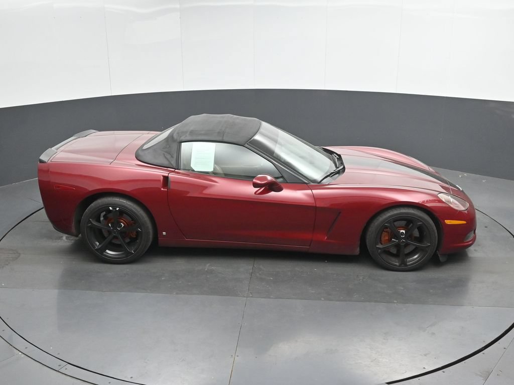 Used 2006 Chevrolet Corvette Convertible w/ Preferred Equipment Group RWD image 29