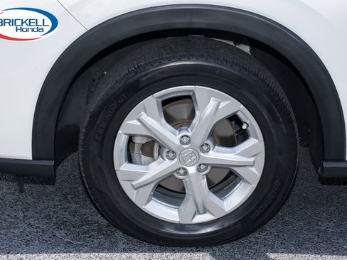 Certified 2023 Honda HR-V LX image 40