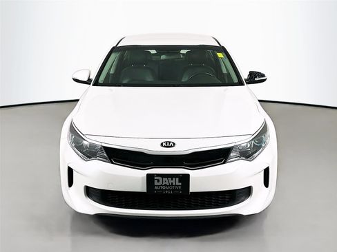 Used 2017 Kia Optima EX image 2