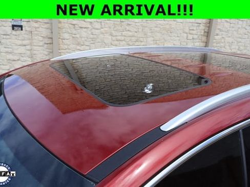 Used 2019 Buick Enclave Essence FWD image 4