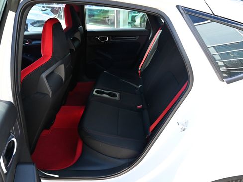 Used 2025 Honda Civic Type R image 35