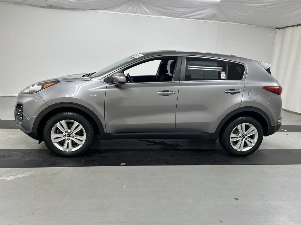 Used 2017 Kia Sportage LX AWD/4WD image 6
