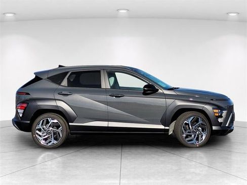 New 2026 Hyundai Kona SEL Premium image 8