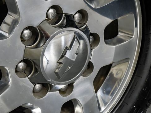 Used 2011 Chevrolet Silverado 3500 LTZ w/ LTZ Plus Package image 53