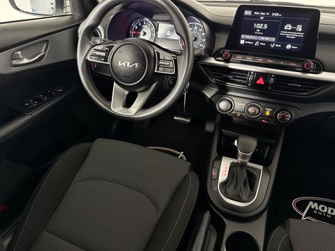 Used 2023 Kia Forte LXS FWD image 31