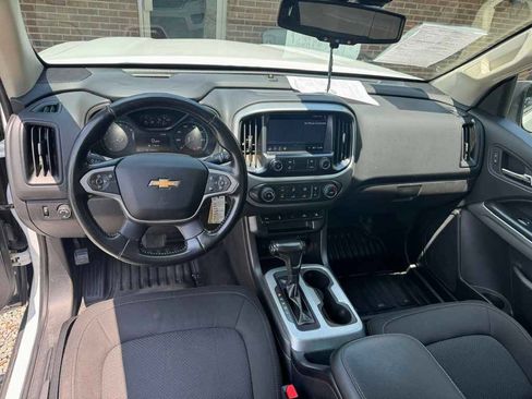 Used 2020 Chevrolet Colorado LT w/ Safety Package RWD image 13