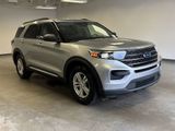 Used 2022 Ford Explorer XLT image 6