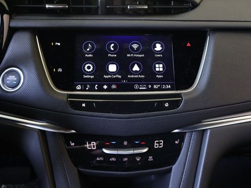 New 2026 Cadillac XT5 Luxury image 23