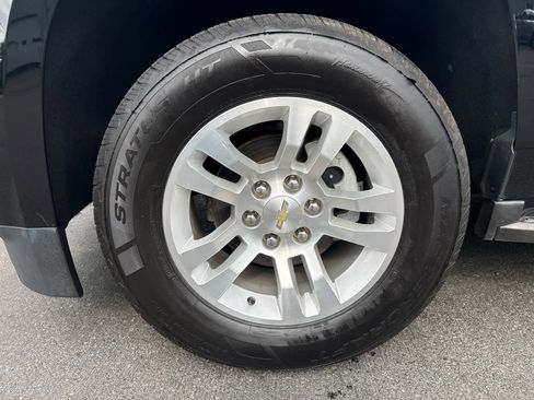 Used 2015 Chevrolet Suburban LS w/ Max Trailering Package AWD/4WD image 9