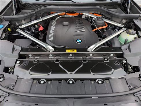 New 2026 BMW X5 xDrive50e w/ M Sport Package image 17