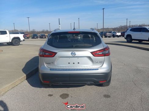 Used 2022 Nissan Rogue Sport SL w/ Premium Package image 9