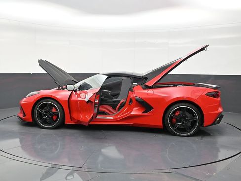 Used 2023 Chevrolet Corvette Stingray Coupe w/ 1LT RWD image 30