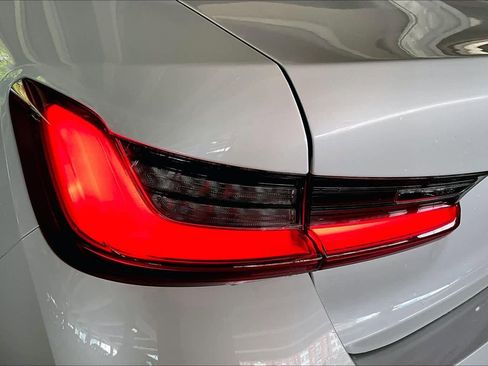 Used 2025 BMW 330i Sedan RWD image 28