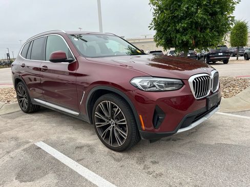 Used 2023 BMW X3 xDrive30i w/ Premium Package AWD/4WD image 2