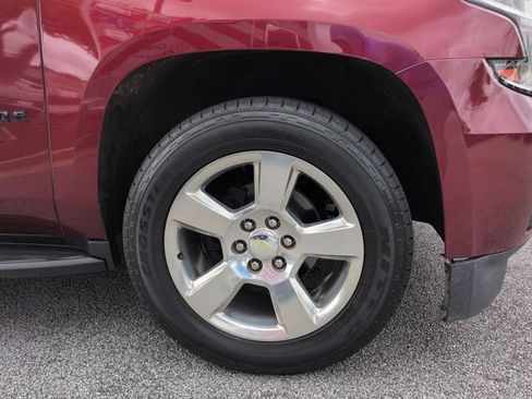 Used 2019 Chevrolet Tahoe LT AWD/4WD image 9