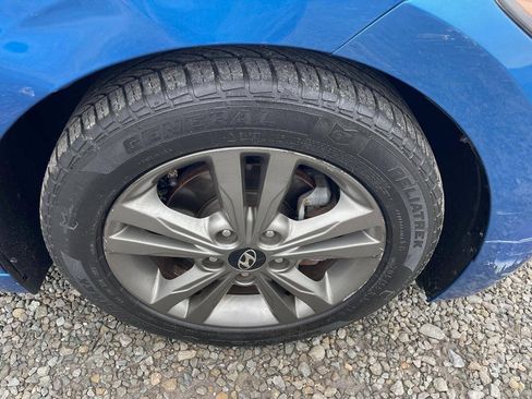 Used 2018 Hyundai Elantra SEL FWD image 29