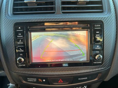 Used 2017 Mitsubishi Outlander Sport SE FWD image 15